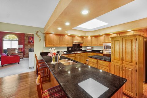 Tiny photo for 9378 Fox Run Circle, Frankfort, IL 60423 (MLS # 12481028)