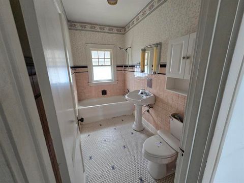 Tiny photo for 112 Rome Avenue, Rockford, IL 61107 (MLS # 12593815)