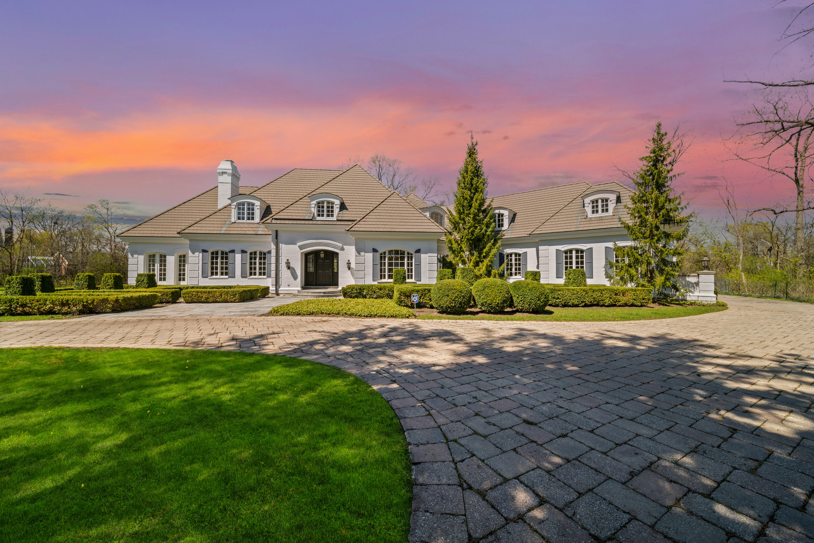 245 Maple Row