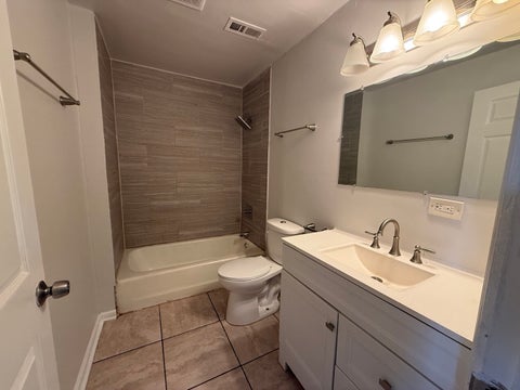 Tiny photo for 916 Williams Street, Calumet City, IL 60409 (MLS # 12666287)