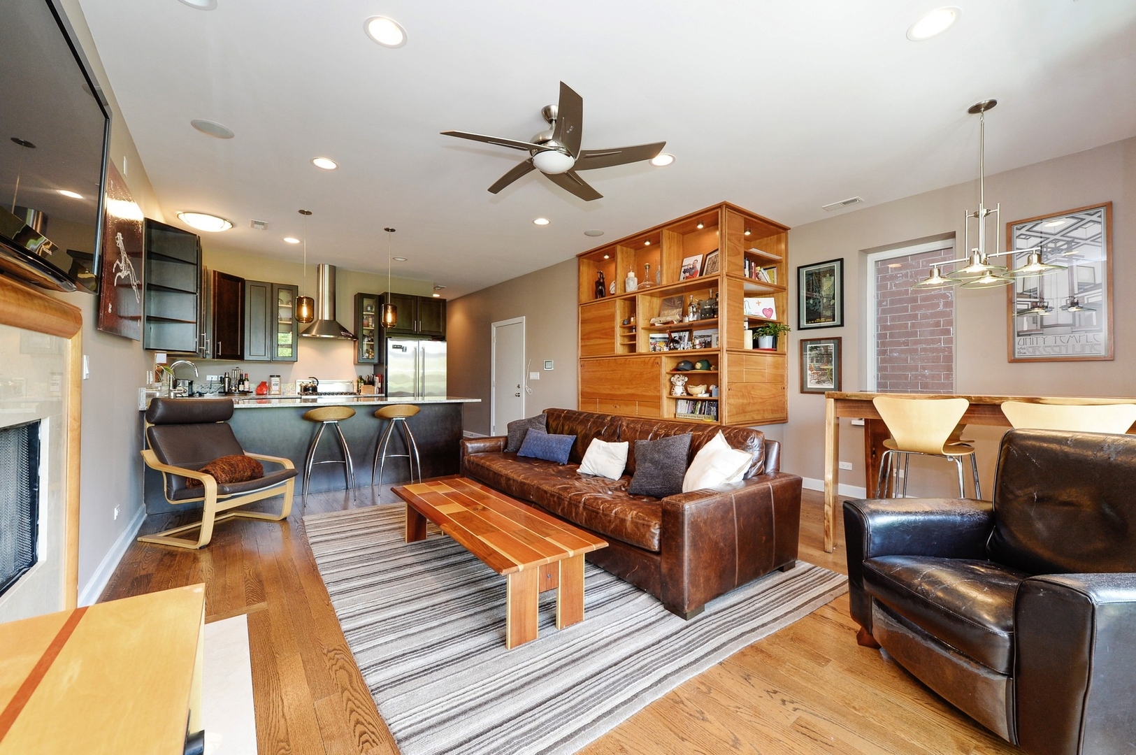 1518 W Chestnut Street 2