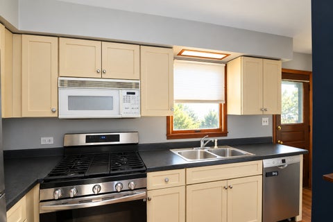 Tiny photo for 113 S Oakwood Avenue, West Chicago, IL 60185 (MLS # 12783068)