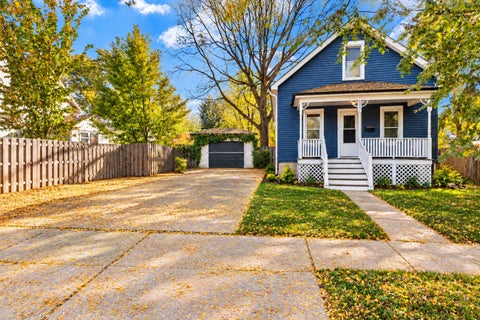Photo of 113 S Oakwood Avenue, West Chicago, IL 60185 (MLS # 12783068)