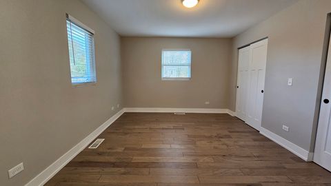 Tiny photo for 4023 1/2 N Grant Street, Westmont, IL 60559 (MLS # 12516131)