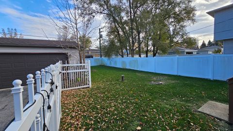 Tiny photo for 4023 1/2 N Grant Street, Westmont, IL 60559 (MLS # 12516131)