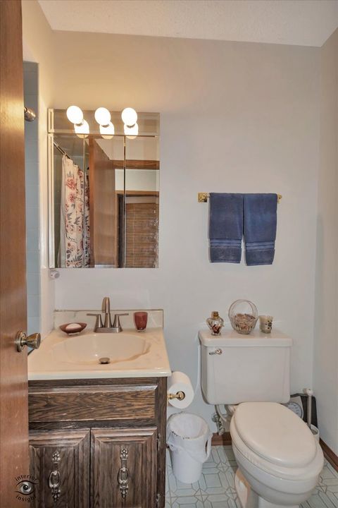 Tiny photo for 6824 Kingston Drive, Tinley Park, IL 60477 (MLS # 12581491)