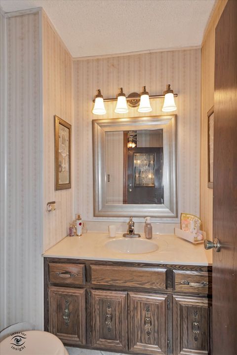 Tiny photo for 6824 Kingston Drive, Tinley Park, IL 60477 (MLS # 12581491)