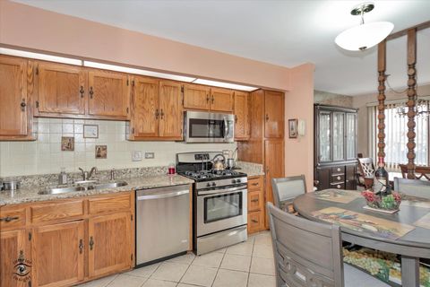 Tiny photo for 6824 Kingston Drive, Tinley Park, IL 60477 (MLS # 12581491)