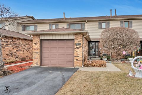 Photo of 6824 Kingston Drive, Tinley Park, IL 60477 (MLS # 12581491)
