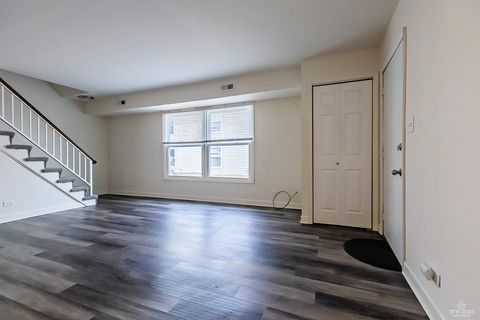 Tiny photo for 1387 S Glen Circle #D, Aurora, IL 60506 (MLS # 12570174)