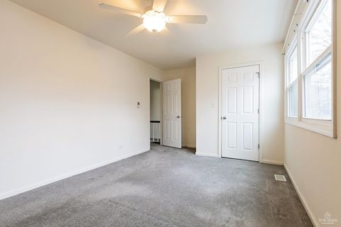 Tiny photo for 1387 S Glen Circle #D, Aurora, IL 60506 (MLS # 12570174)