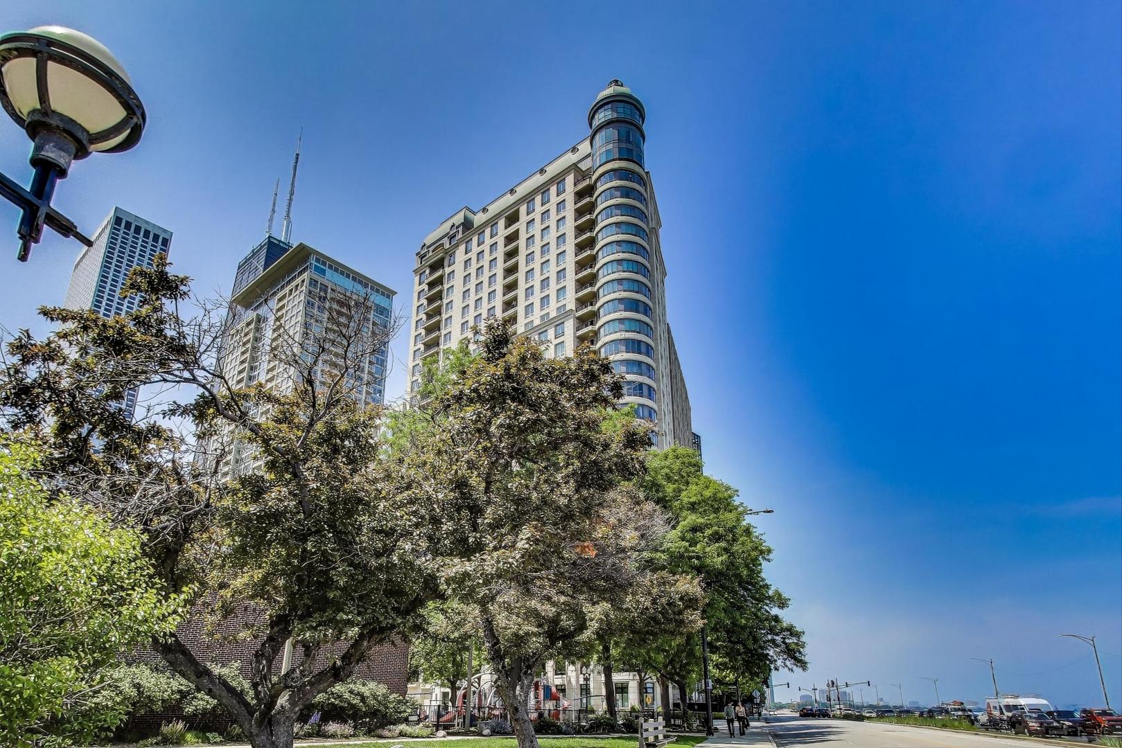 840 N Lake Shore Drive 2401