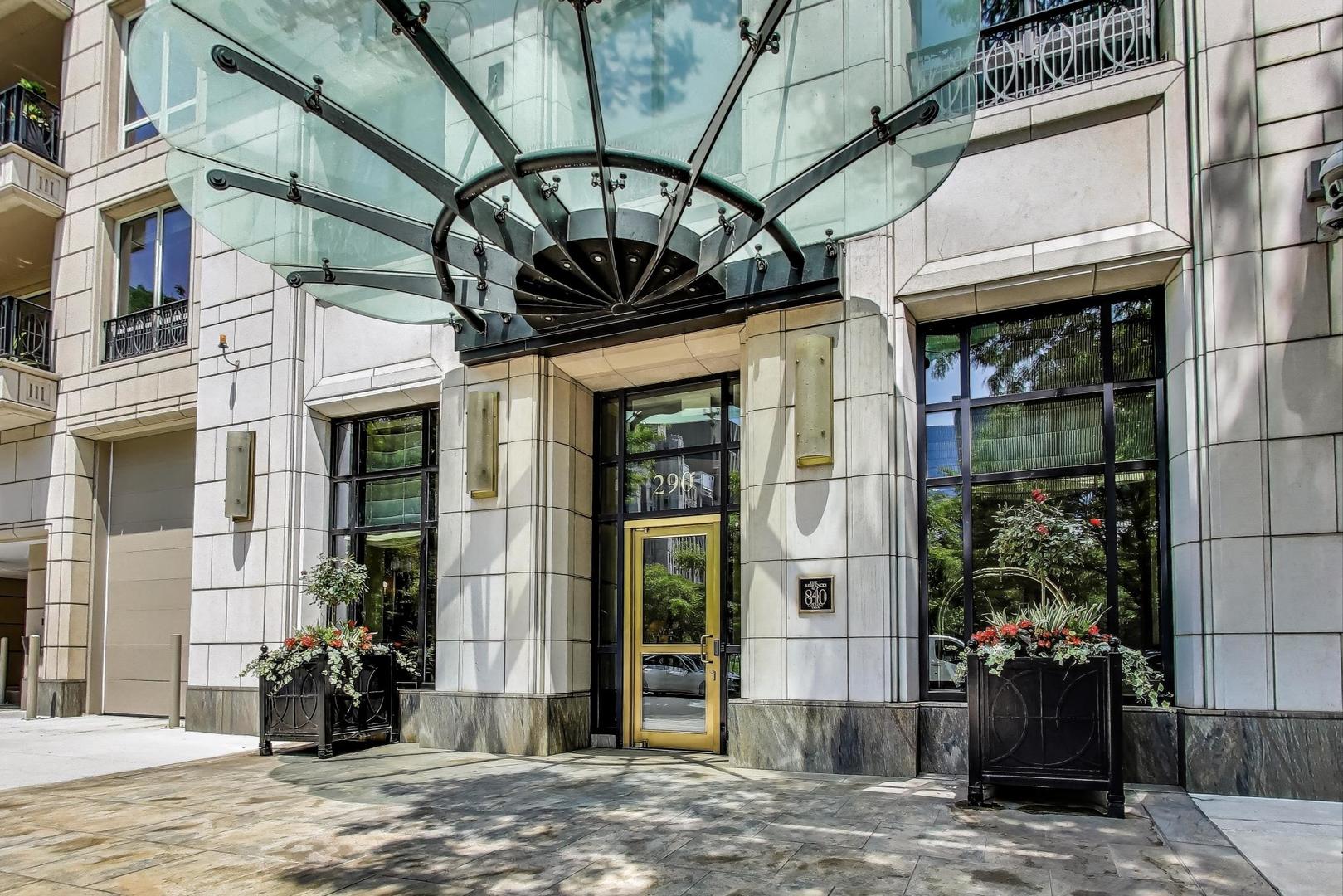 840 N Lake Shore Drive 2401