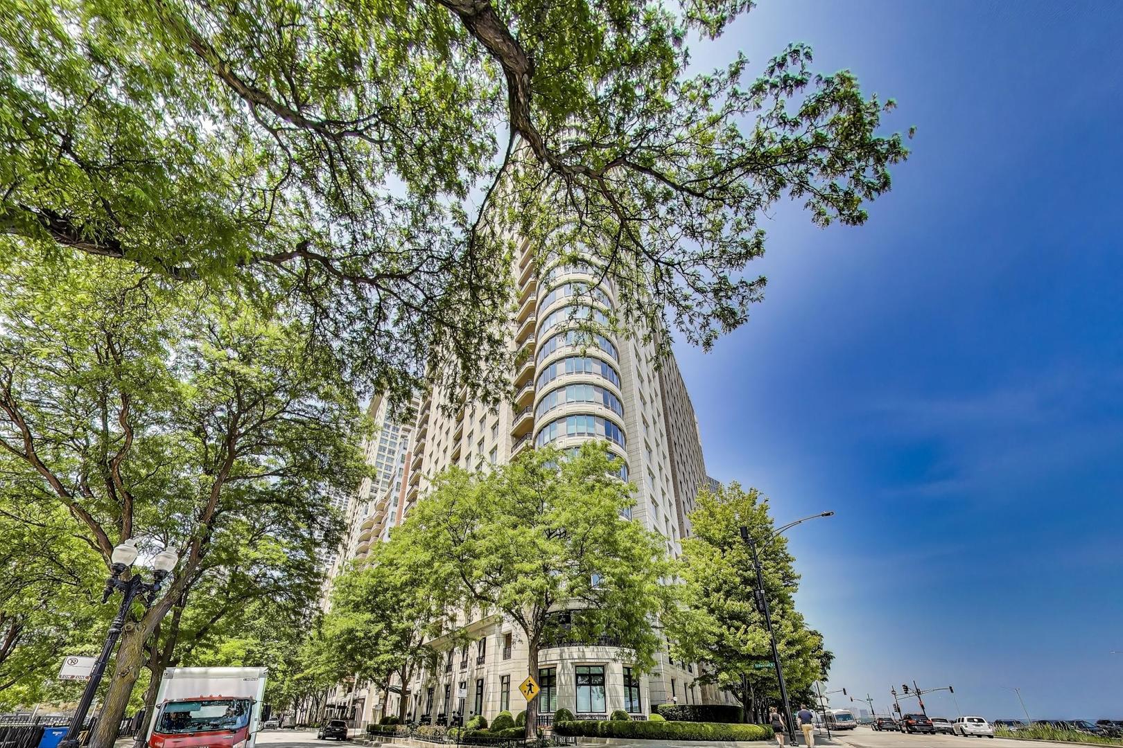 840 N Lake Shore Drive 2401