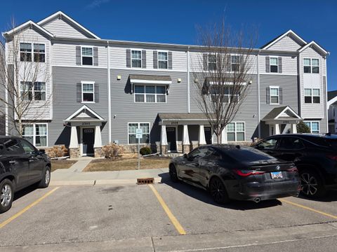 Tiny photo for 2707 Lily Lane, Rolling Meadows, IL 60008 (MLS # 12616571)