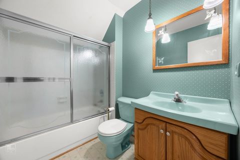 Tiny photo for 54 Smethwick Lane, Elk Grove Village, IL 60007 (MLS # 12609135)