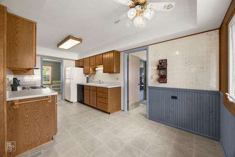 Tiny photo for 54 Smethwick Lane, Elk Grove Village, IL 60007 (MLS # 12609135)