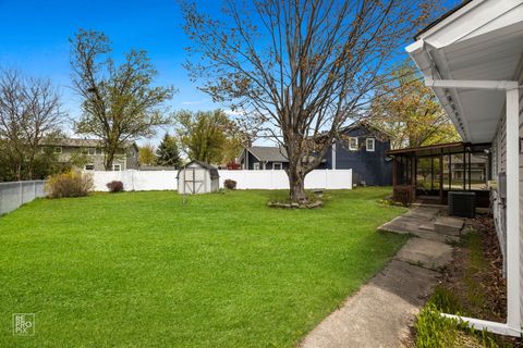 Tiny photo for 54 Smethwick Lane, Elk Grove Village, IL 60007 (MLS # 12609135)