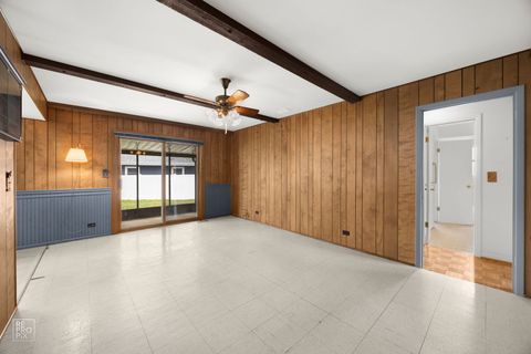 Tiny photo for 54 Smethwick Lane, Elk Grove Village, IL 60007 (MLS # 12609135)