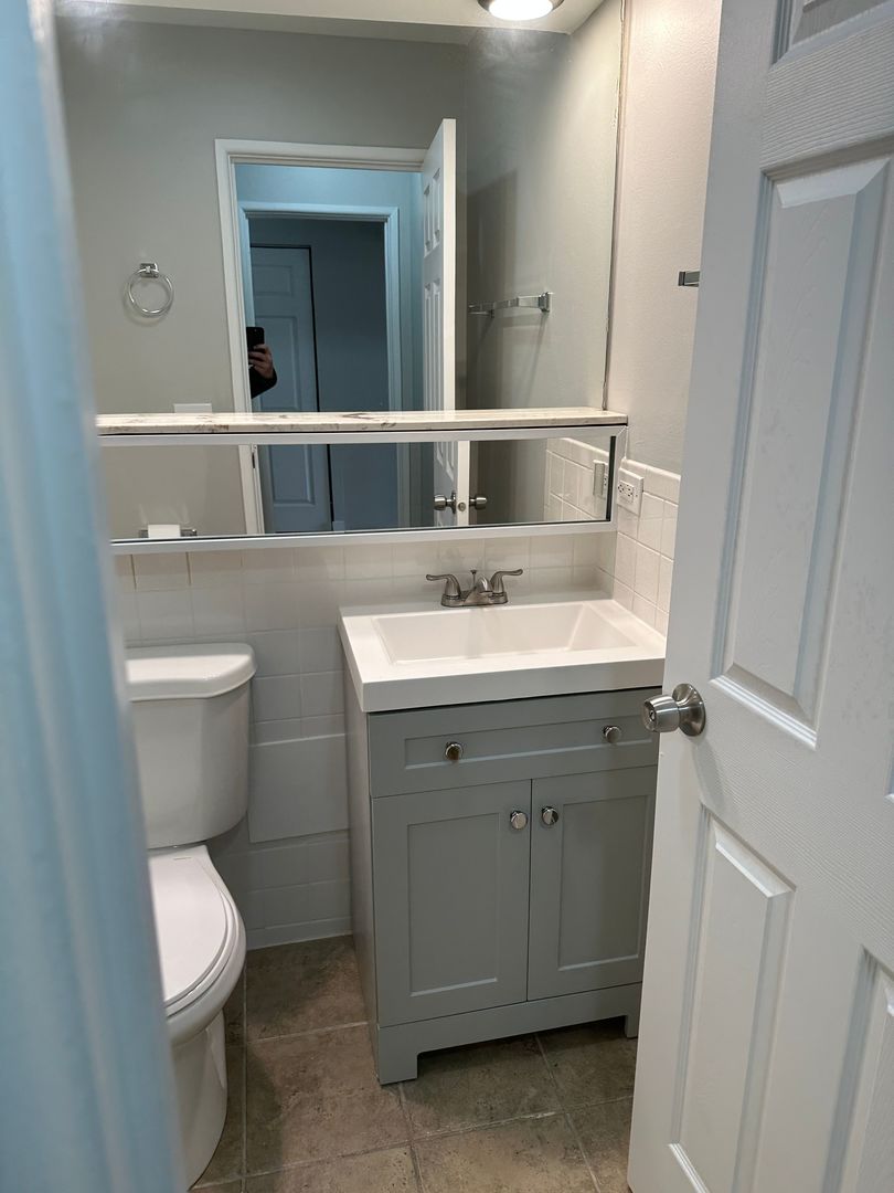 3161 N Cambridge Avenue 312