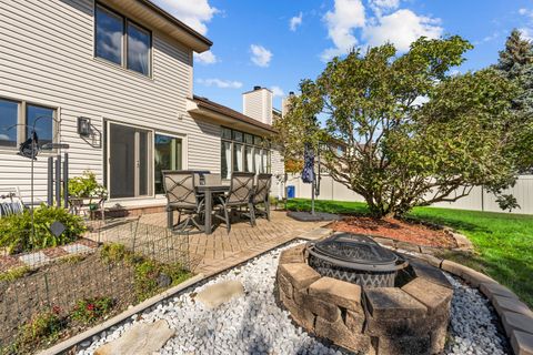 Tiny photo for 400 Callery Drive, Bolingbrook, IL 60490 (MLS # 12508703)