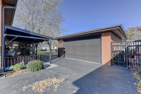 Tiny photo for 181 W 28th Street, South Chicago Heights, IL 60411 (MLS # 12583506)