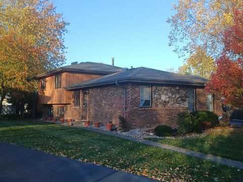 Tiny photo for 181 W 28th Street, South Chicago Heights, IL 60411 (MLS # 12583506)