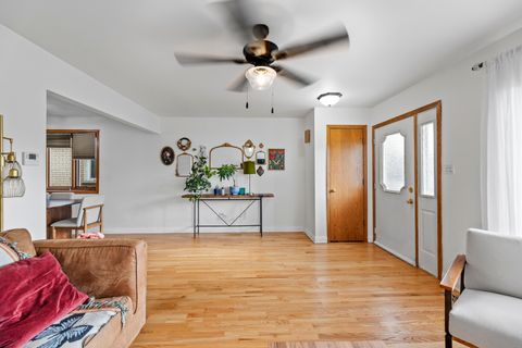 Tiny photo for 5209 S Narragansett Avenue, Chicago, IL 60638 (MLS # 12489438)