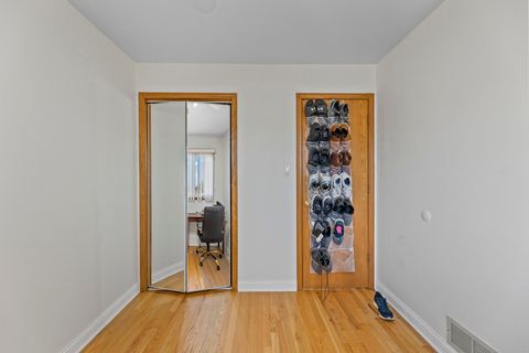 Tiny photo for 5209 S Narragansett Avenue, Chicago, IL 60638 (MLS # 12489438)
