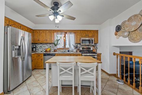 Tiny photo for 5209 S Narragansett Avenue, Chicago, IL 60638 (MLS # 12489438)