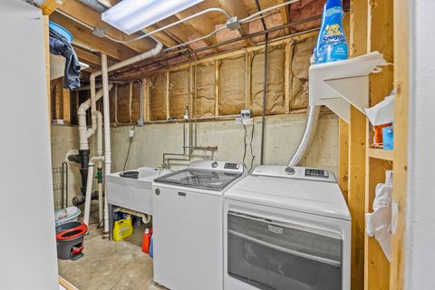 Tiny photo for 5209 S Narragansett Avenue, Chicago, IL 60638 (MLS # 12489438)