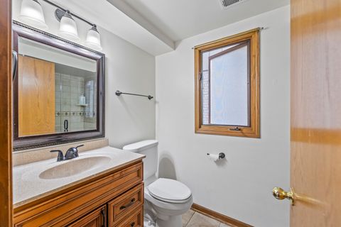 Tiny photo for 5209 S Narragansett Avenue, Chicago, IL 60638 (MLS # 12489438)