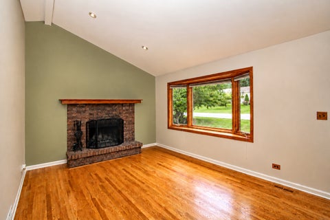 Tiny photo for 220 Fairway Road, Lake Zurich, IL 60047 (MLS # 12688706)