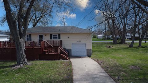 Photo of 520 N 6th Street, Watseka, IL 60970 (MLS # 12608909)
