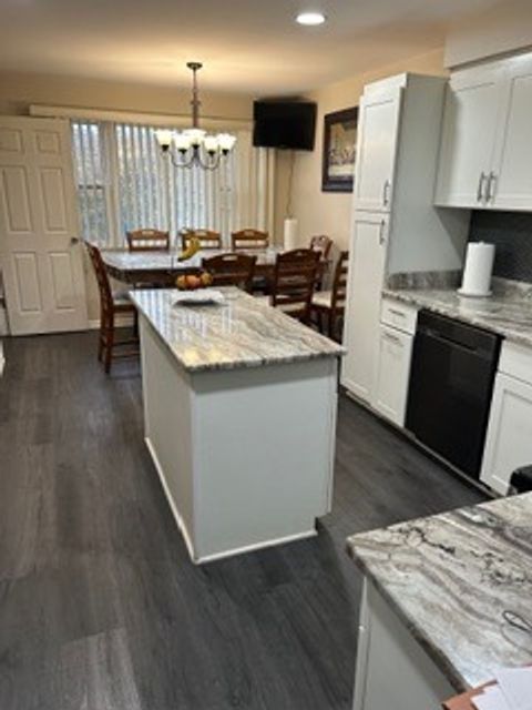 Tiny photo for 7733 Rutherford Avenue, Burbank, IL 60459 (MLS # 12522947)