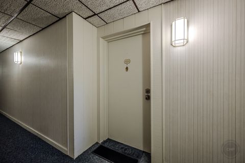 Tiny photo for 12900 W Heiden Circle #4204, Lake Bluff, IL 60044 (MLS # 12592830)