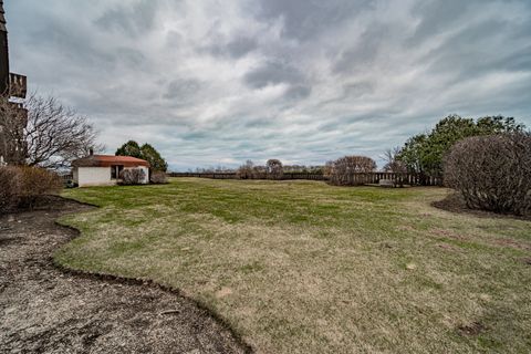 Tiny photo for 12900 W Heiden Circle #4204, Lake Bluff, IL 60044 (MLS # 12592830)