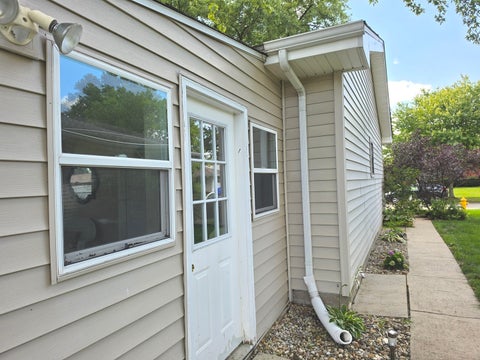 Tiny photo for 1524 Julie Drive, Bloomington, IL 61701 (MLS # 12702071)