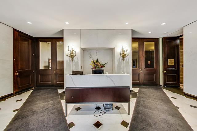 100 E Bellevue Place 23B