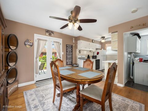 Tiny photo for 10917 S Keeler Avenue, Oak Lawn, IL 60453 (MLS # 12618532)