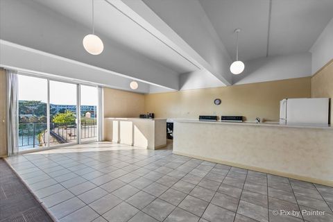 Tiny photo for 16 E Old Willow Road #417S, Prospect Heights, IL 60070 (MLS # 12498760)