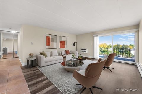 Tiny photo for 16 E Old Willow Road #417S, Prospect Heights, IL 60070 (MLS # 12498760)