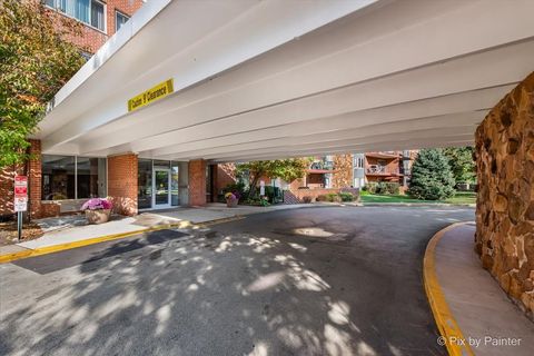 Tiny photo for 16 E Old Willow Road #417S, Prospect Heights, IL 60070 (MLS # 12498760)