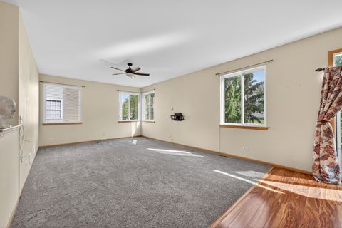 Tiny photo for 746 Bluebell Lane, Pingree Grove, IL 60140 (MLS # 12642488)