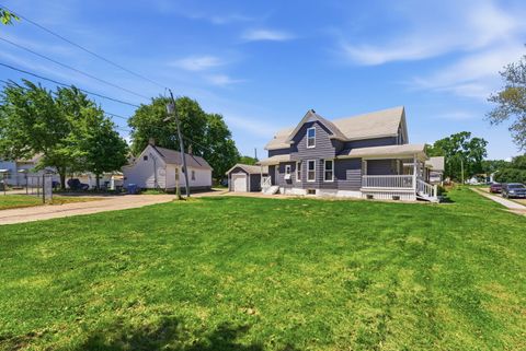 Tiny photo for 2313 Hobson Avenue, Davenport, IA 52802 (MLS # 12648109)