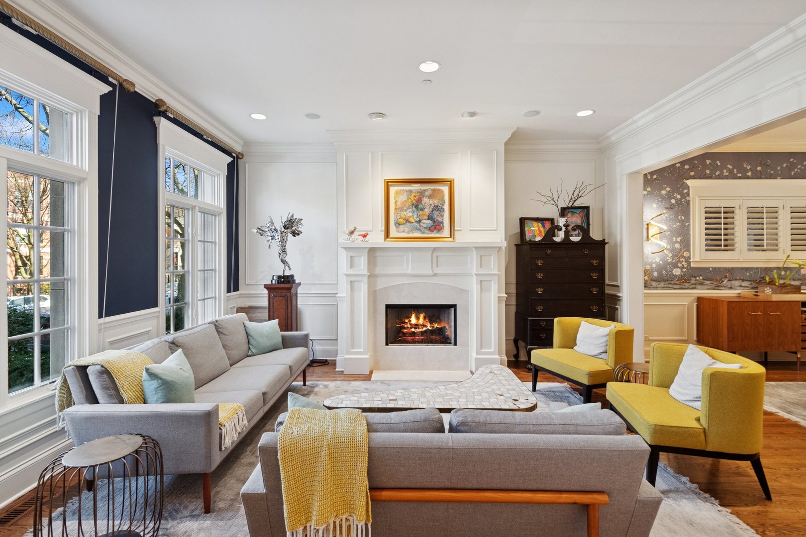 1039 W Altgeld Street