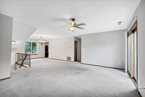 Tiny photo for 912 MANCHESTER Circle #-, Schaumburg, IL 60193 (MLS # 12735629)
