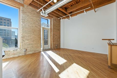 Tiny photo for 550 W Harrison Street #552, Chicago, IL 60607 (MLS # 12461725)