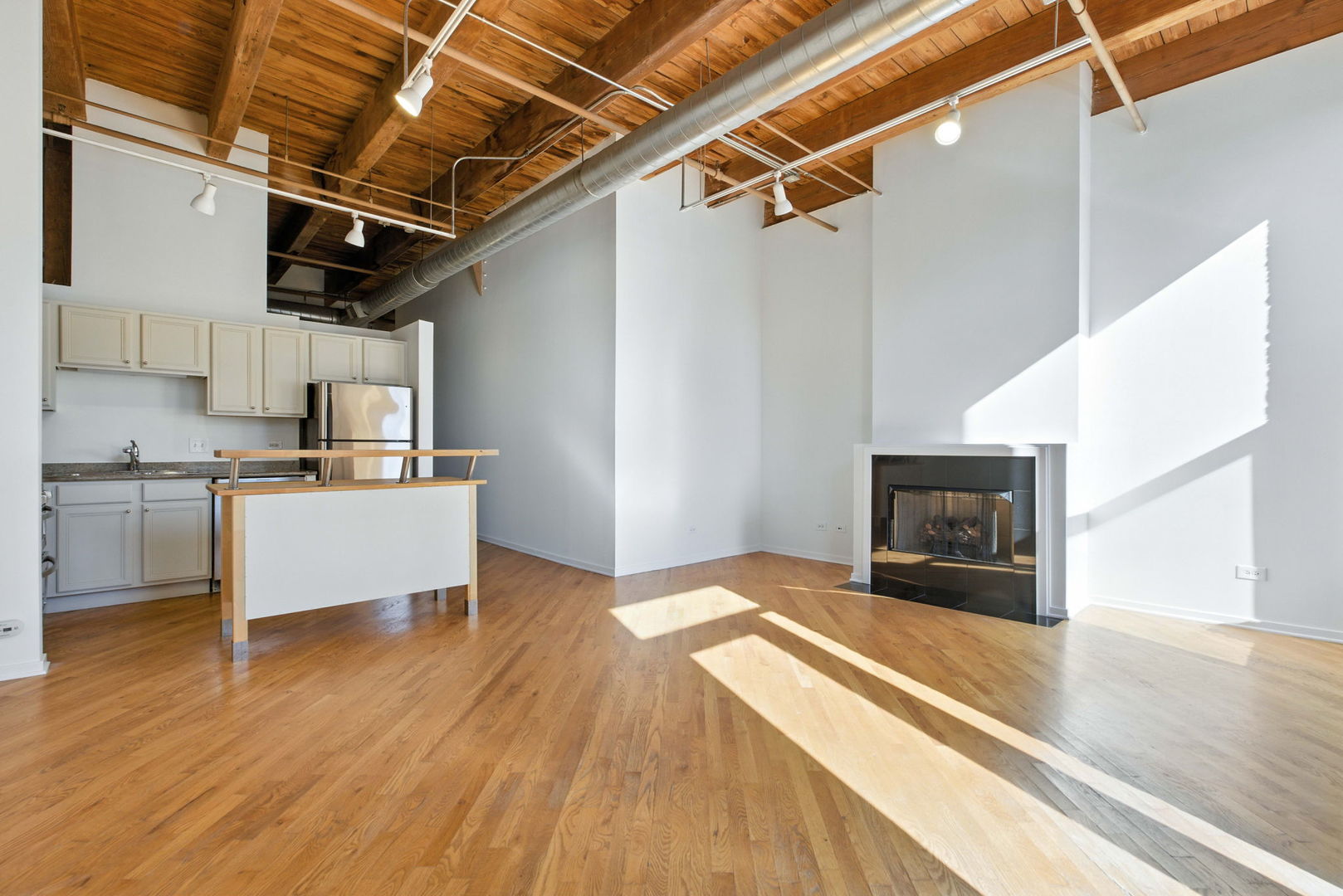 550 W Harrison Street 552