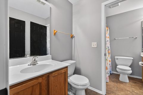 Tiny photo for 1124 Ashlyn Lane, Antioch, IL 60002 (MLS # 12685095)